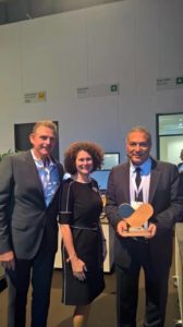 23602308_1780251848939065_681944767_n