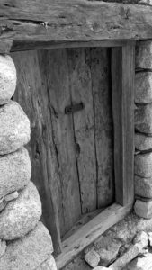 26995275_1806370576327192_80859843_n