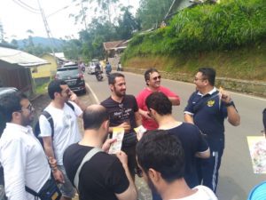 27292011_1808904516073798_1414227996_n