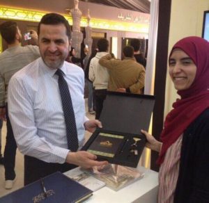 28190720_1818353661795550_1000374653_n