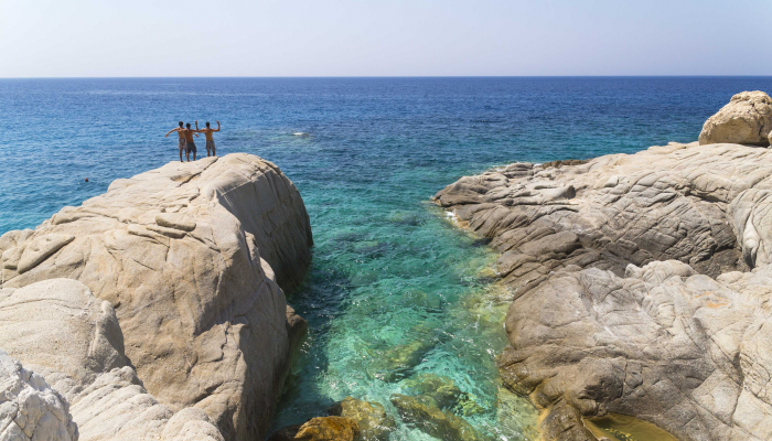 121-204519-blue-areas-tourism-old_700x400