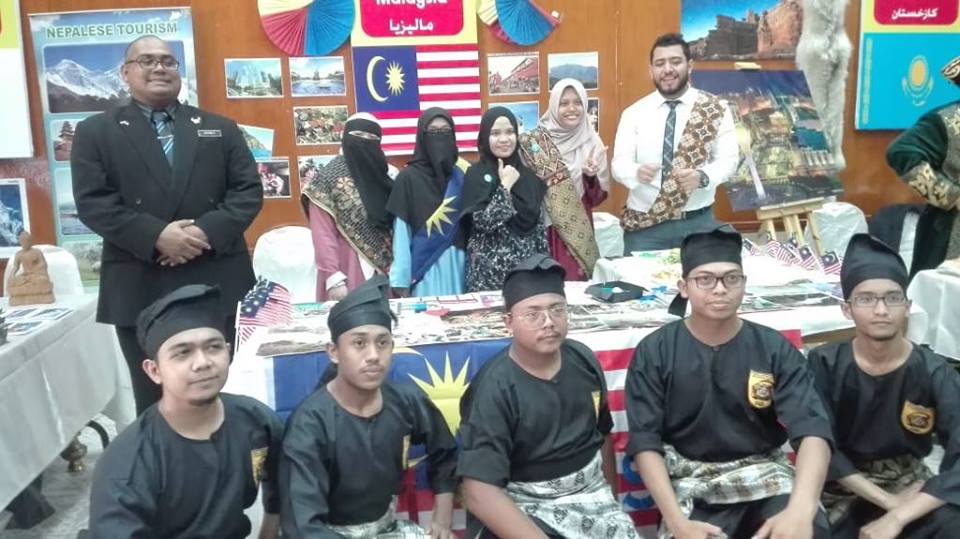 37789506_1901901343440781_5711384692029128704_n