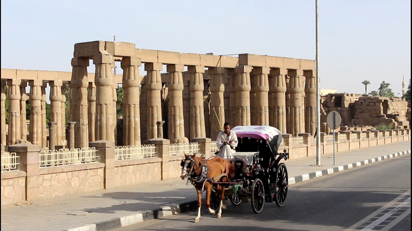 78-212727-technology-egyptian-tpurism-2