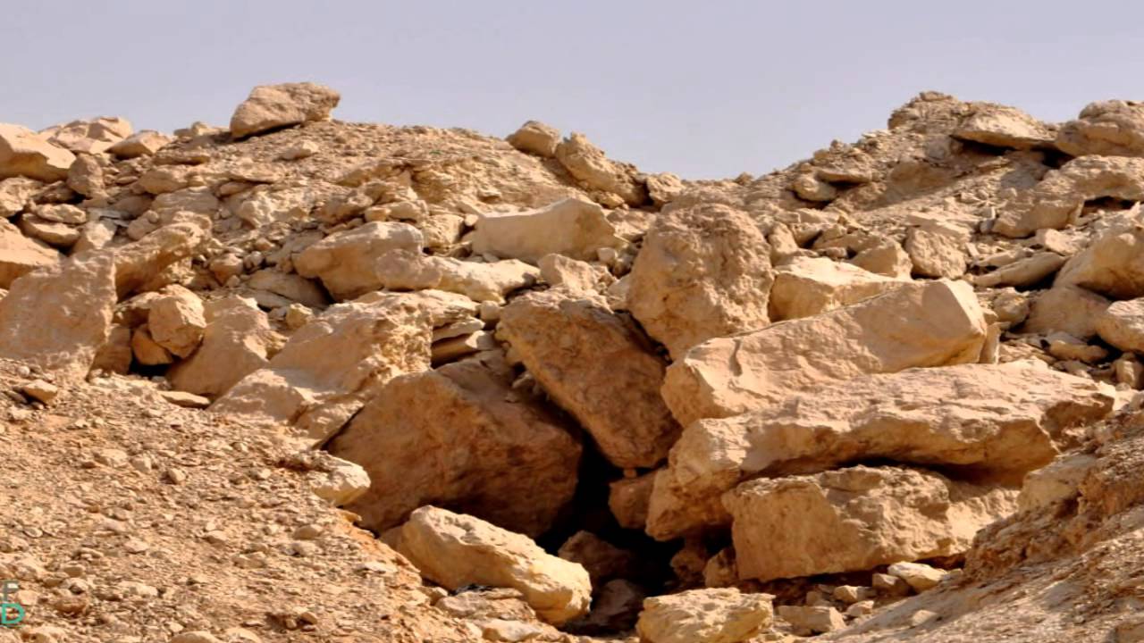 127-170655-egypt-wadi-degla-protected-area-tourism-4