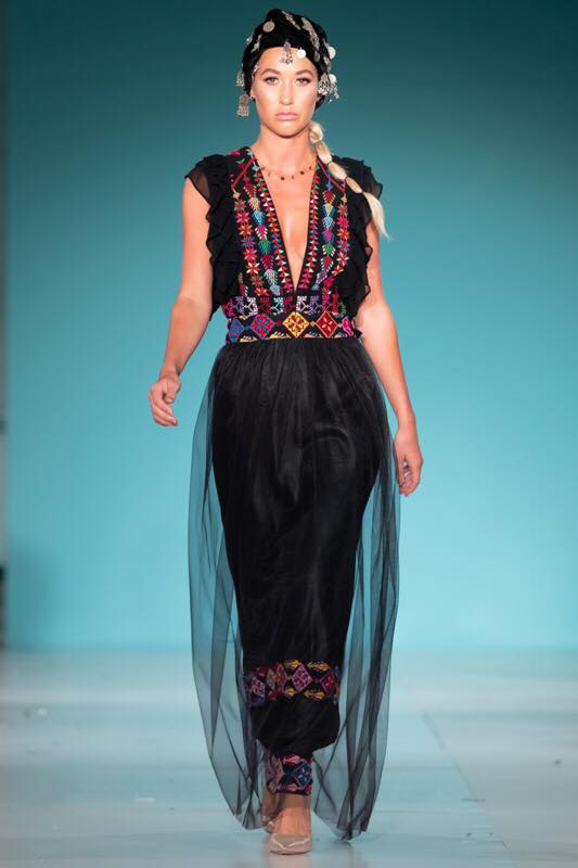 42778413_2140082679566233_7719892767517704192_n