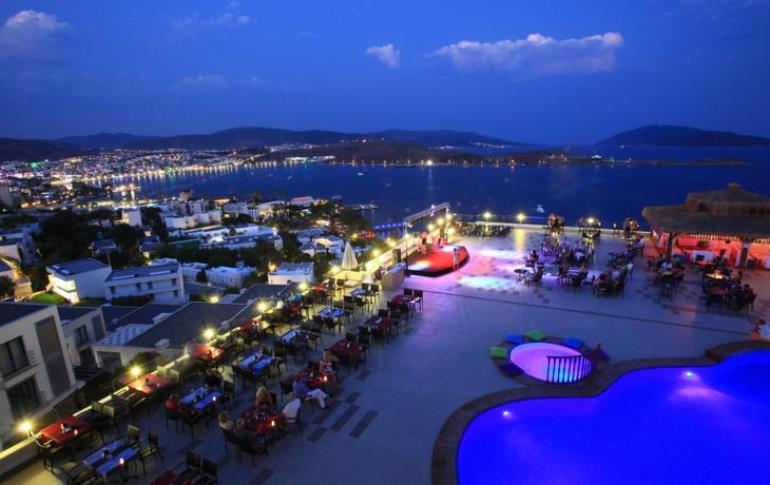 رحلة-إلى-مدينة-بودروم