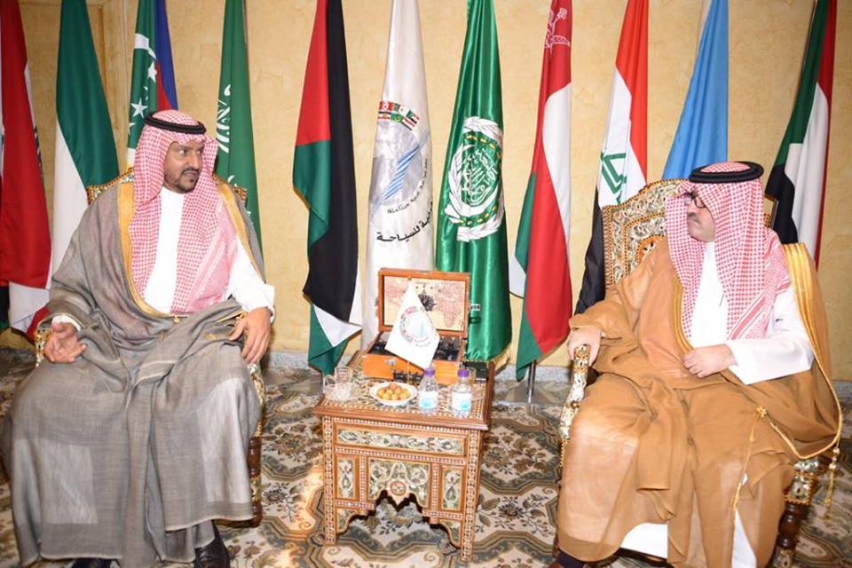 42992901_1930923326956967_5381854945446199296_n