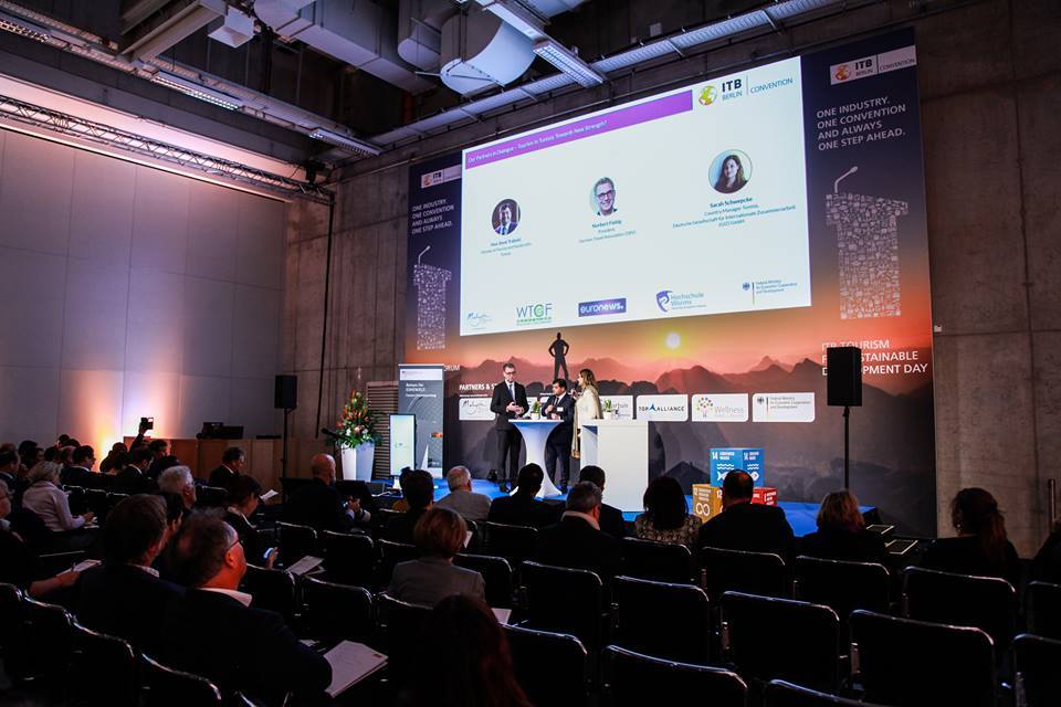 53330427_2235430770028905_1149060848698785792_n