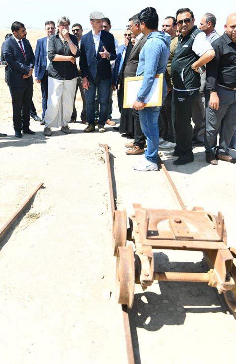 55730901_414479169111210_5157878877770481664_n