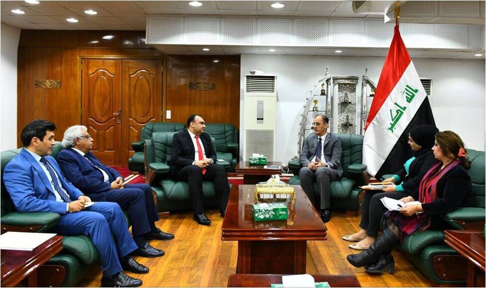 55813558_796061767432996_169573151456362496_n