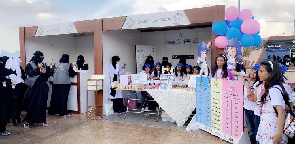 56120160_307019186896604_8899074260518043648_n