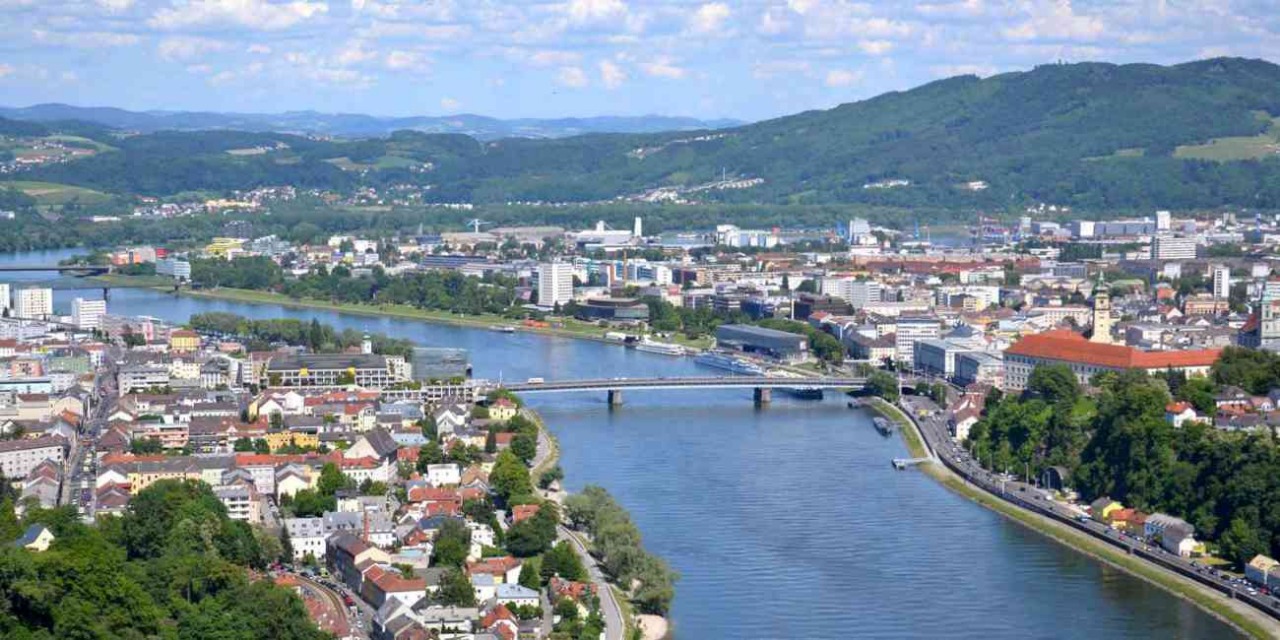 6f4b9995-d07a-42f8-b214-ba008a115f23