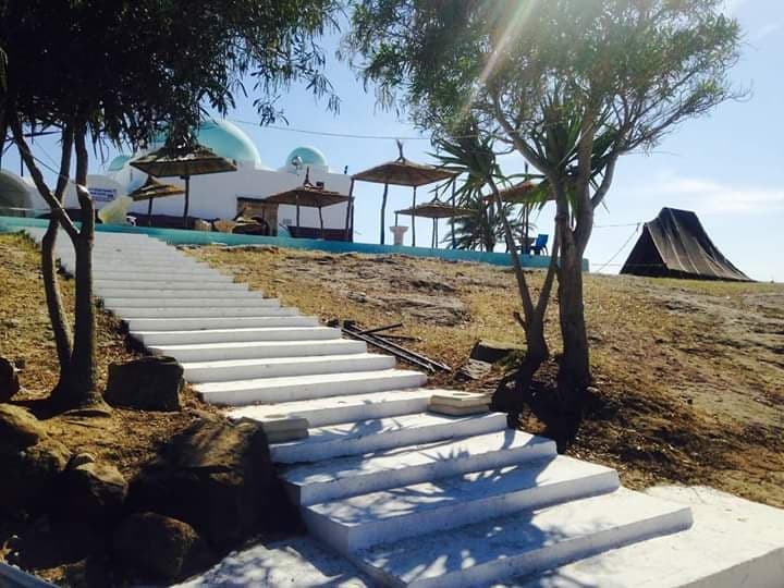 59765942_890472717979999_5013940887160356864_n