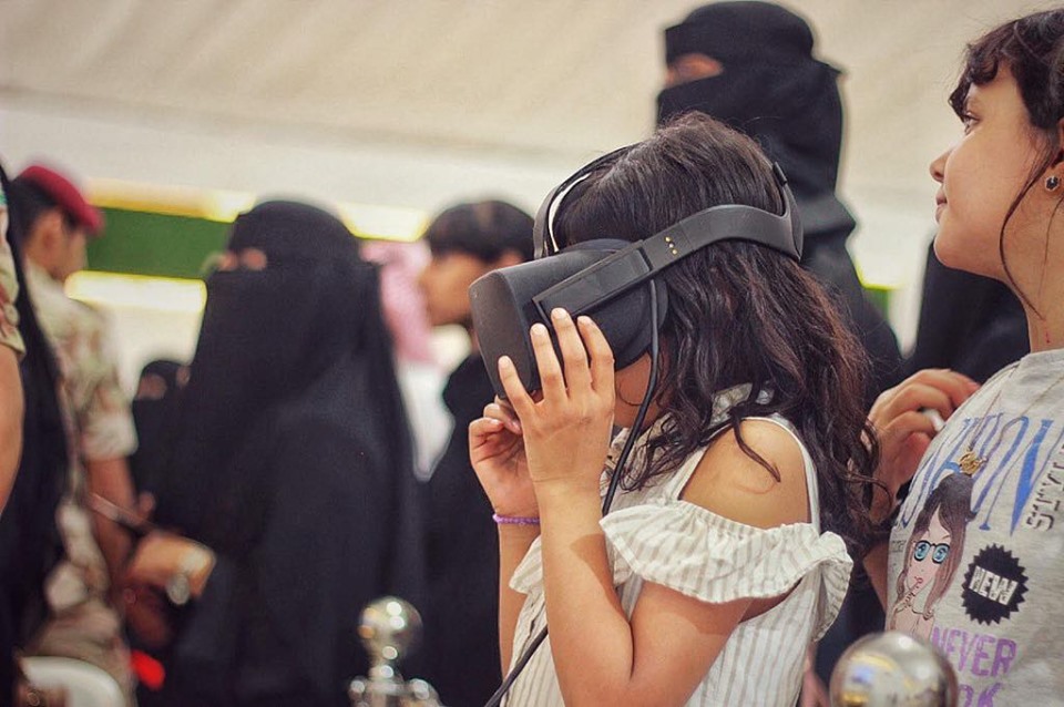 67127269_622604844912760_3180887113386164224_n