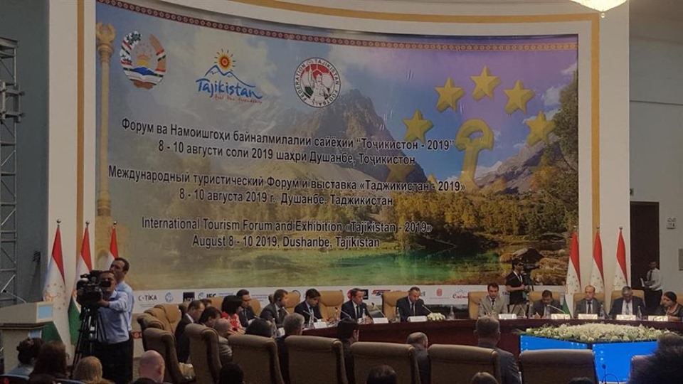 68441351_404830650387246_5538351815566819328_n