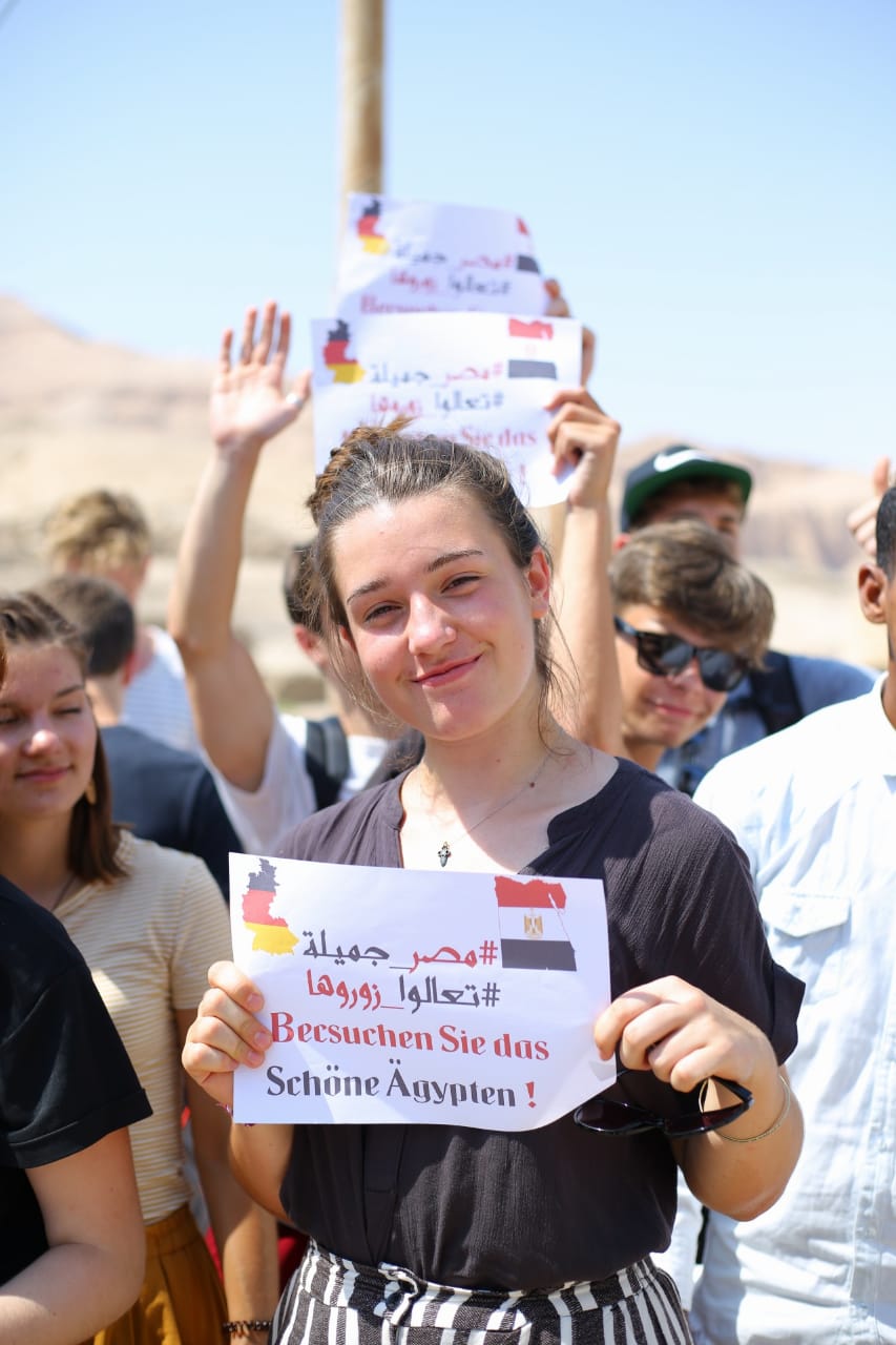 70147324-2fe5-455e-b563-882ec3d3bae3