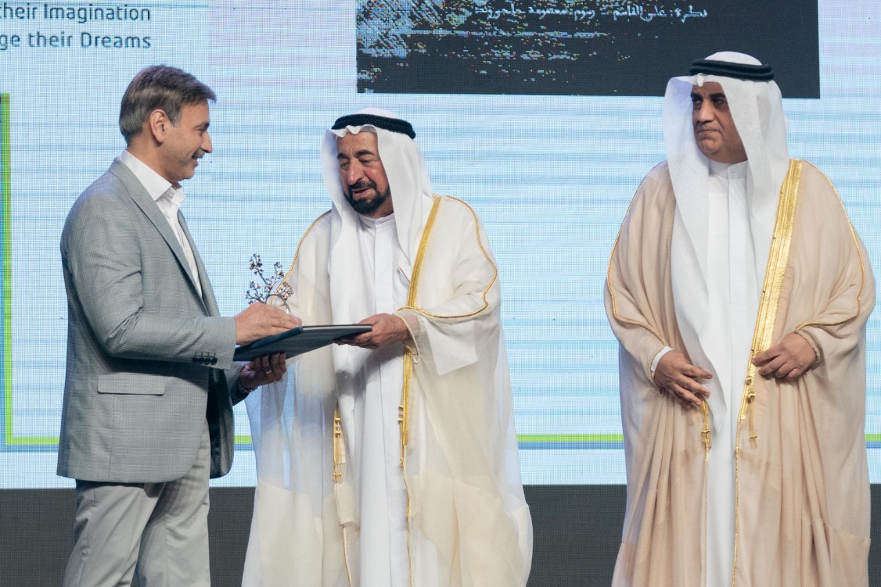 156ab2ab-ce0c-4632-8d8b-06935db44625