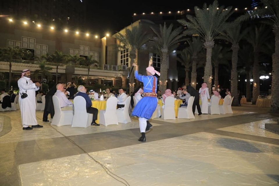 73364353_2691410724235272_8525736680739569664_n