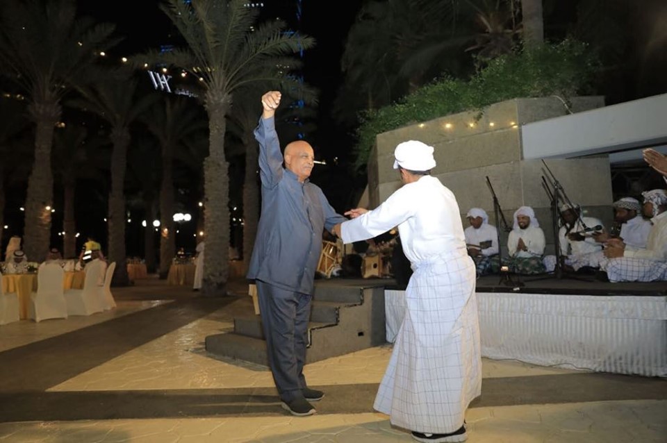 74680752_421358925148335_4973092733108355072_n