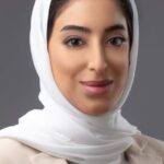 فاطمة بنت جعفر الصيرفي وزيرة السياحة بمملكة البحرين