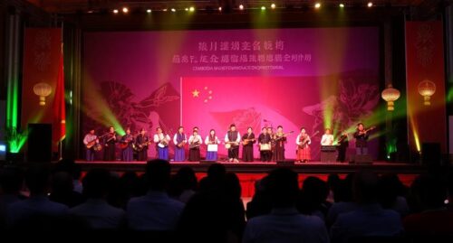 مهرجان الموسيقى السياحي الدولي بين كمبوديا والصين في سيام ريب لتعزيز السياحة وتقوية الروابط الاقتصادية وتعزيز التبادلات الثقافية الجديدة