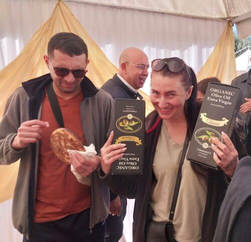 النفيضة تونس : يوم ترويجي لزيت الزيتون بحضور سياح من عدة جنسيات