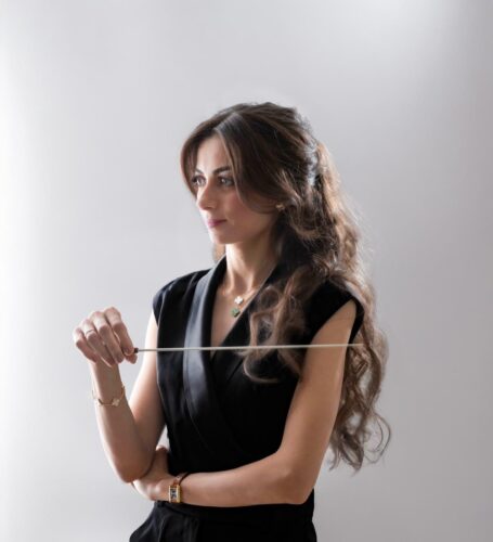 عصا تونس الذهبية” تغزو القارة الأميركية: أمل القرمازي وأوركسترا “مزيكا” في سلسلة عروض تاريخية