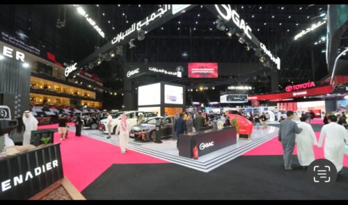 معرض الرياض للسيارات 2025 يفتتح أبوابه بإطلاقات عالمية وحضور جماهيري لافت