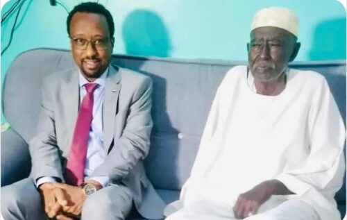 وزير الثقافة و الإعلام والسياحة ينعي الفنان عبد القادر سالم.. فنان جعل الفن والتراث رسالة..