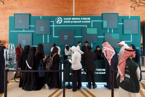 المنتدى السعودي للإعلام يفتح ملف دبلوماسية التأثير.. كيف يصوغ الإعلام سرديات المنطقة ويعيد تعريف الخطاب العالمي