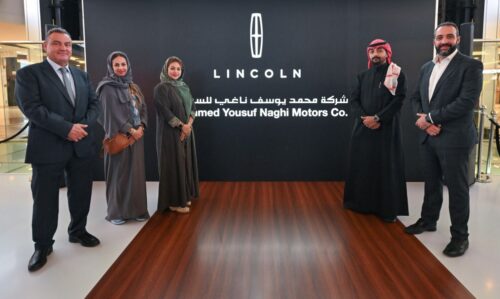 سيارة لينكون نافيجيتور الجديدة تبهر عشاق السيارات في أوّل عرض رسمي لها في جدة