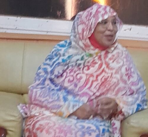 وزيرة شؤون مجلس الوزراء تتفقد وزارة الشباب والرياضة الاتحادية وتؤكد دعمها لبرامج الشباب والرياضة*