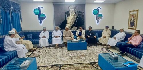 لقاء رؤساء تحرير الصحف الالكترونية مع اللجنة الاعلامية بجمعية الصحفيين العمانية