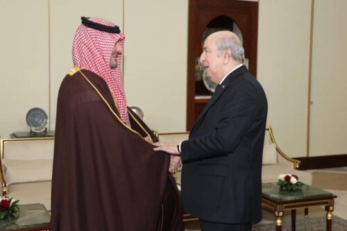 رئيس الجمهورية السيد عبد المجيد تبون يستقبل صاحب السمو الملكي الأمير عبد العزيز بن سعود بن نايف بن عبد العزيز آل سعود وزير الداخلية للمملكة العربية السعودية، بقصر المرادية