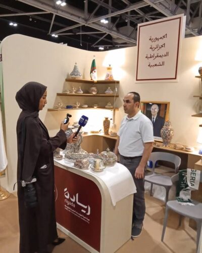 مشاركة مميّزة للجناح الجزائري في الملتقى الدولي للصناعات التقليدية بعُمان تجذب الزوار والإعلام