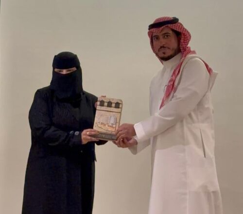 أملج تستضيف ملتقى «ويفز» الدولي للفنون البصرية بمشاركة ١٠٠ لوحة من ٣٠ فنانا دعماً للفنان السعودي