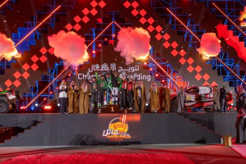 الأمير عبدالعزيز بن سعد بن عبدالعزيز رعى ختام رالي حائل والبطولات والفعاليات المصاحبة وتوج الفائزبن