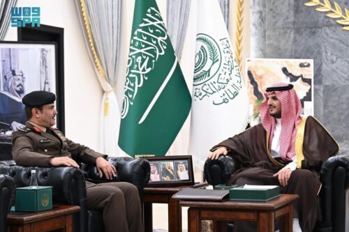 وزير الحج والعمرة يقف على جاهزية منظومة الخدمات والاستعدادات لموسم رمضان في الحرمين الشريفين