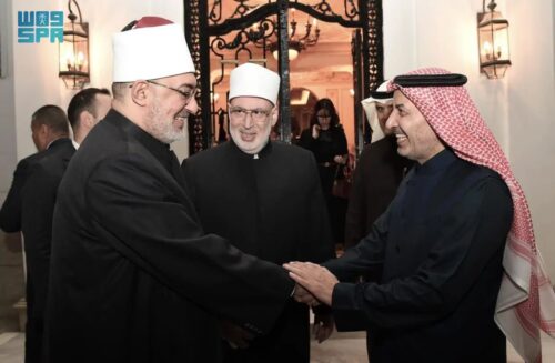 سفير المملكة لدى مصر يقيم حفل إفطار بمناسبة يوم التأسيس