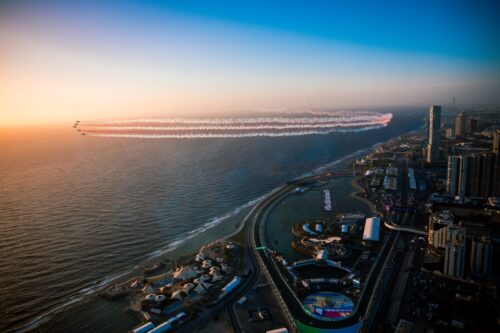 حلبة كورنيش جدة.. بوابة المملكة نحو رياضة المحركات العالمية