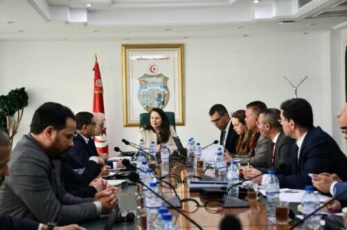 تونس: المصادقة على ميثاق التنافسية لقطاع الصناعات الإلكترونية في أفق 2030