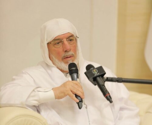 عميد جامع الجزائر يشرف على استقبال قرّاء “تاج القرآن” في طبعه الـ15 ويشيد بالإبداع الجزائري في حفظ كتاب الله