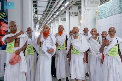 طلائع حجاج بيت الله الحرام يصلون إلى البيت العتيق وسط منظومة خدمات متكامل