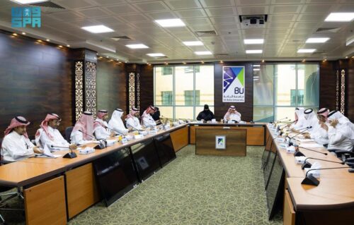 جائزة الباحة للإبداع والتميز تبحث تطوير معاييرها وآليات التحكيم في دورتها الـ11