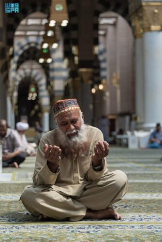 أجواء إيمانية وخدمات متكاملة تواكب طلائع الحجاج في المسجد النبوي