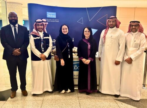 رحبت القنصل العام البريطاني في جدة السيدة سيسيل إلبليدي، بوصول اول الحجاج البريطانيين إلى السعودية
