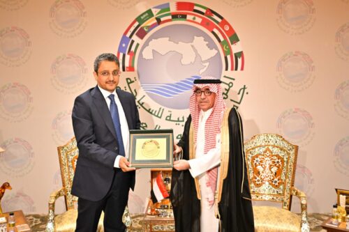 * معالي وزير الثقافة والسياحة اليمني يبحث آفاق التعاون المشترك مع معالي رئيس المنظمة العربية للسياحة بمقر المنظمة في جدة