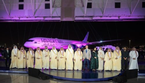 طيران الرياض يدشن أسطول طائراته ويتيح خمس وجهات جديدة