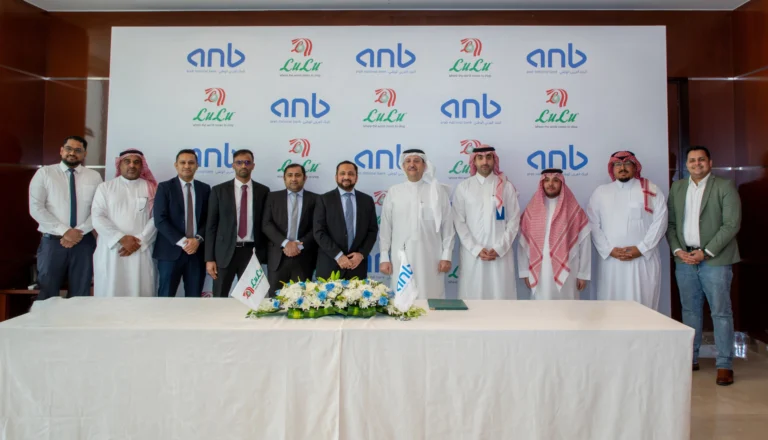البنك العربي الوطني يوقع شراكة مع لولو هايبرماركت لتوسيع برنامج مكافآت العربي