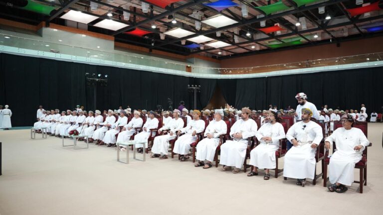 ظفار في عيون الإعلاميين.. ملتقى صحفي يستعرض فرص الاستثمار والسياحة والتنمية